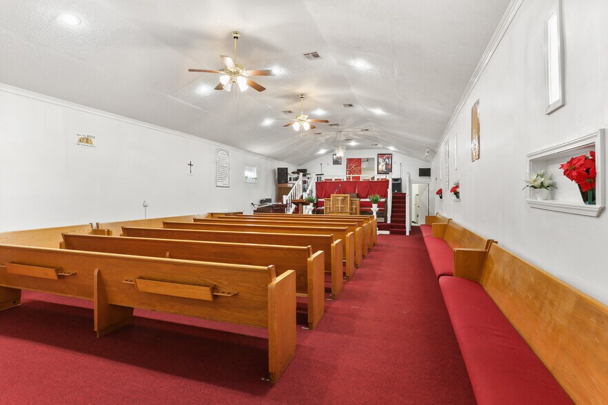 More Photos Of 3140 Jackson Ave, New Orleans Religious Facility For Sale