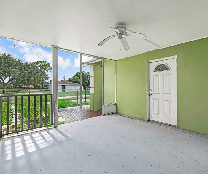 More Photos Of 3565 S Jog Rd, Greenacres Office For Sale