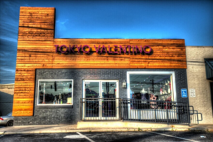 Primary Photo Of 341-345 Cobb Pky S, Marietta Freestanding For Lease