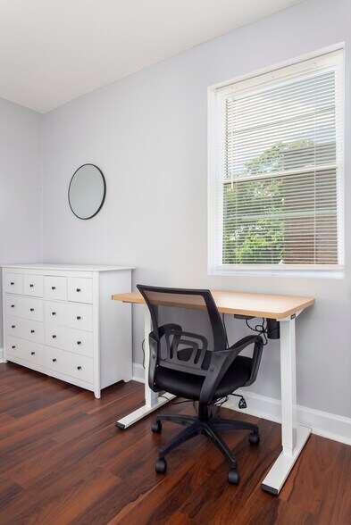 More Photos Of 2859 Denver St SE, Washington Apartments For Sale