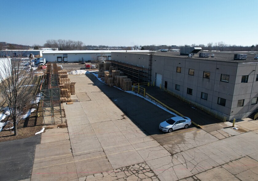 More Photos Of 4501 Tompkins Dr, Madison Warehouse For Lease