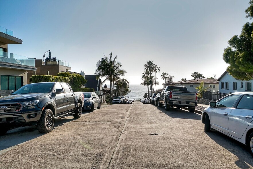 More Photos Of 428-438 Rosemont St, La Jolla Apartments For Sale