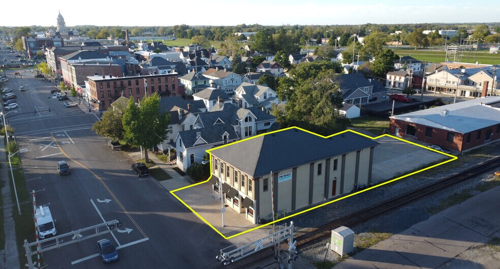 More Photos Of 221-225 E Main St, Troy Freestanding For Lease