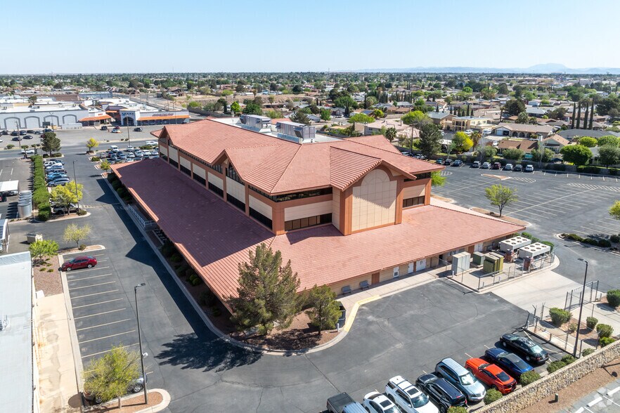 More Photos Of 2400 Trawood Dr, El Paso Medical For Lease