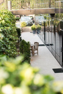 More Photos Of 6723 Whittier Ave, McLean Office For Lease
