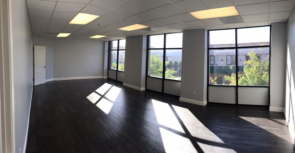 More Photos Of 1001 10th St, Modesto Unknown For Lease