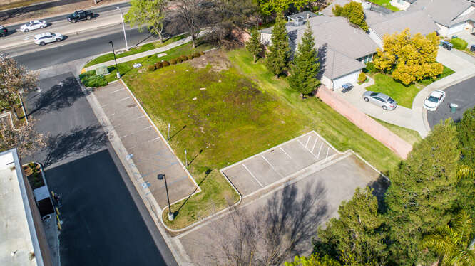 More Photos Of 1801 E Walnut Ave, Visalia Land For Sale