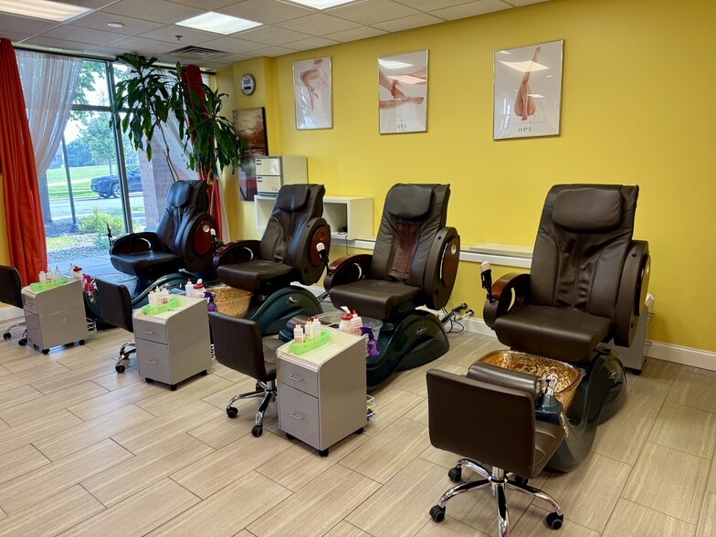 More Photos Of 8201 Mayo Dr, Madison Apartments For Sale