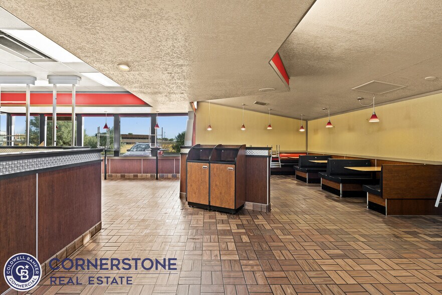 More Photos Of 900 Pronghorn St, Casper Restaurant For Sale