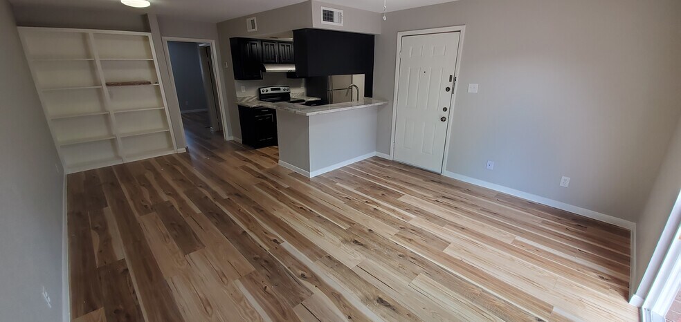 More Photos Of , Houston Multifamily For Sale