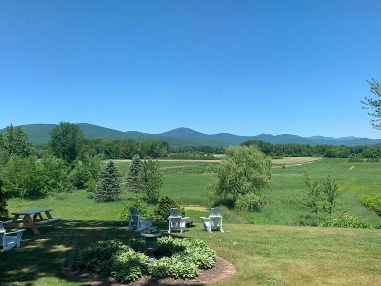 More Photos Of 548 Main St, Fryeburg Hotel For Sale