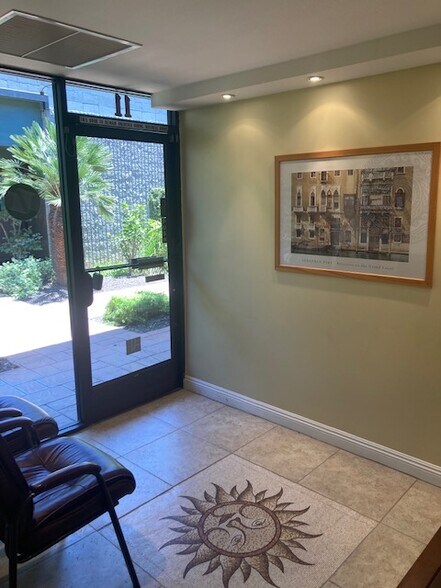 More Photos Of 4848 Colt St, Ventura Manufacturing For Sale