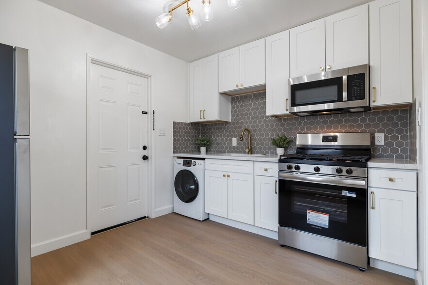 More Photos Of 530-32 Delaware St, Imperial Beach Apartments For Sale