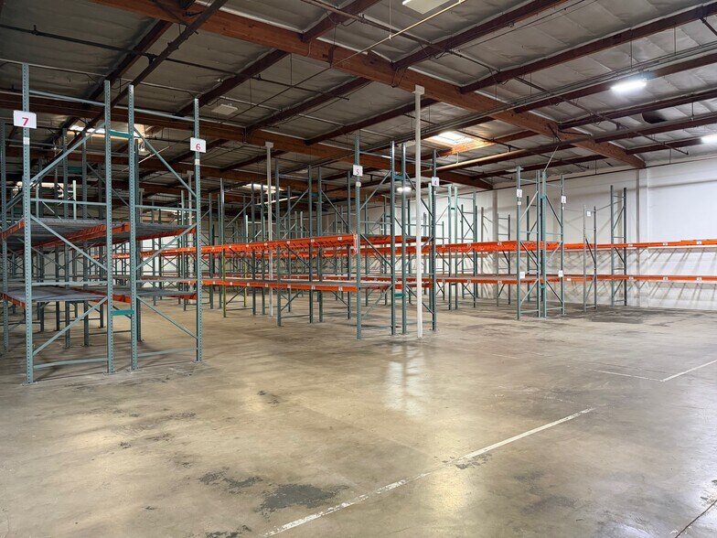 More Photos Of 2105 Edwards Ave, South El Monte Showroom For Lease