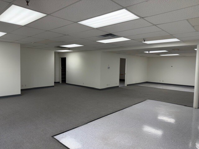 More Photos Of 128 W Walnut Ave, Monrovia Research And Development For Lease