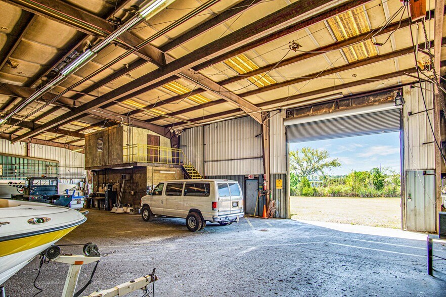 More Photos Of 117 Shirley Rd, Seaford Warehouse For Sale
