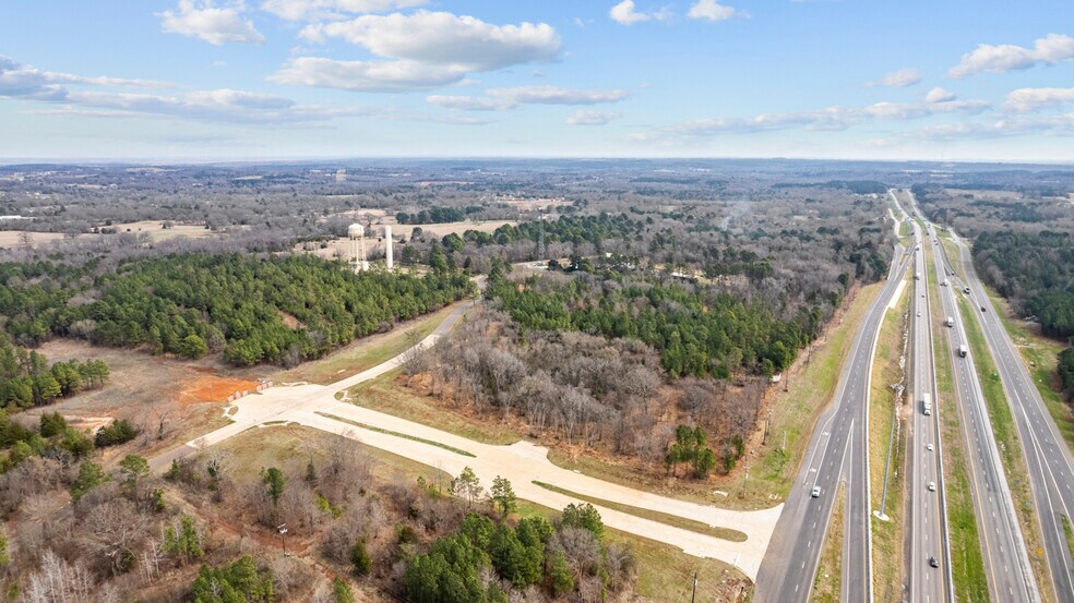 More Photos Of NEQ US 69 @ I 20, Lindale Land For Sale