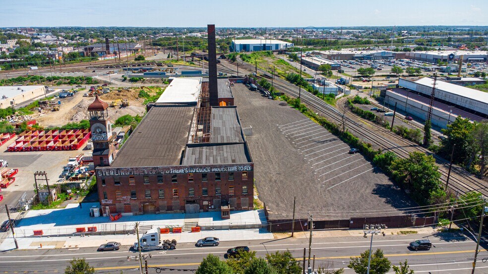 More Photos Of 2155 E Castor Ave, Philadelphia Manufacturing For Lease