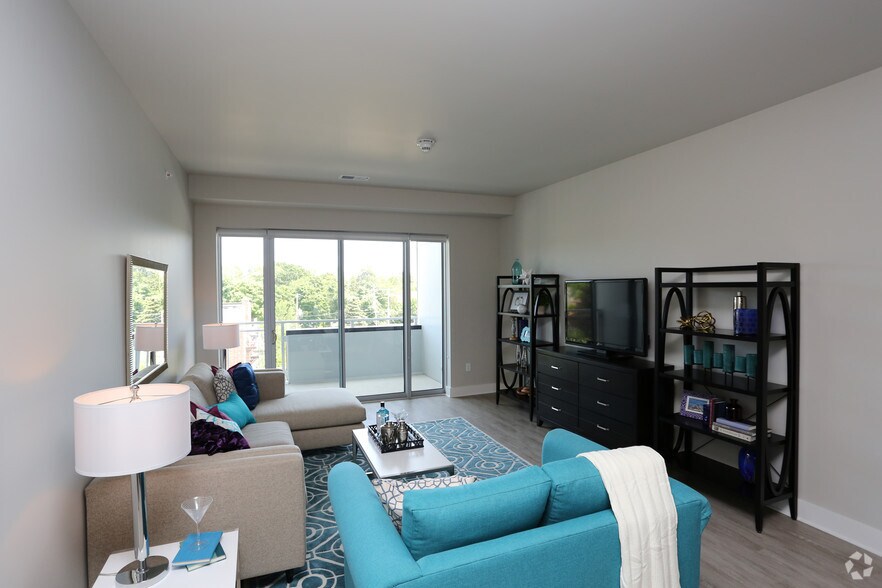 More Photos Of 4175 N Oakland Ave, Shorewood Multifamily For Sale