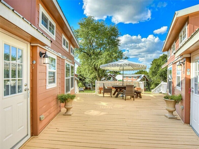 More Photos Of 251 Circle Dr, Wimberley Hospitality For Sale