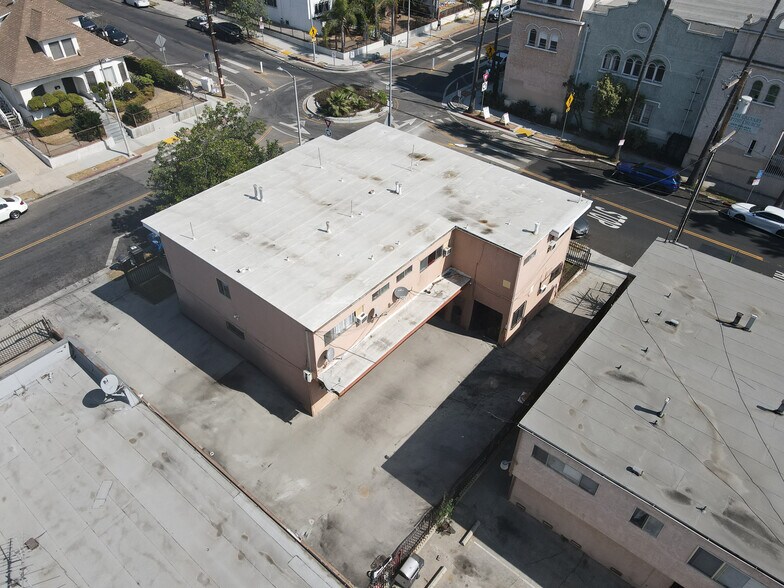 More Photos Of 203 S St Louis St, Los Angeles Apartments For Sale