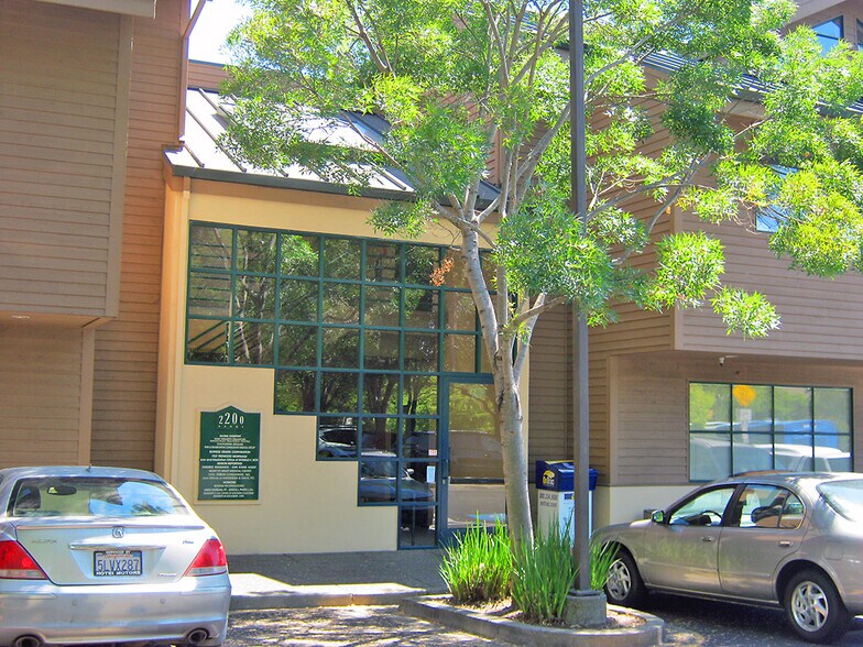 More Photos Of 2200 Range Ave, Santa Rosa Office For Lease