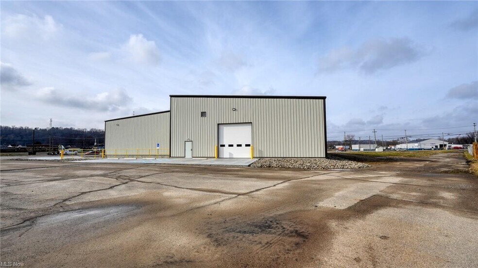 Primary Photo Of 703 Woodlawn Ave, Cambridge Warehouse For Lease