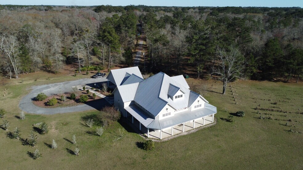 More Photos Of 7495 Union Rd, Hahira Restaurant For Sale