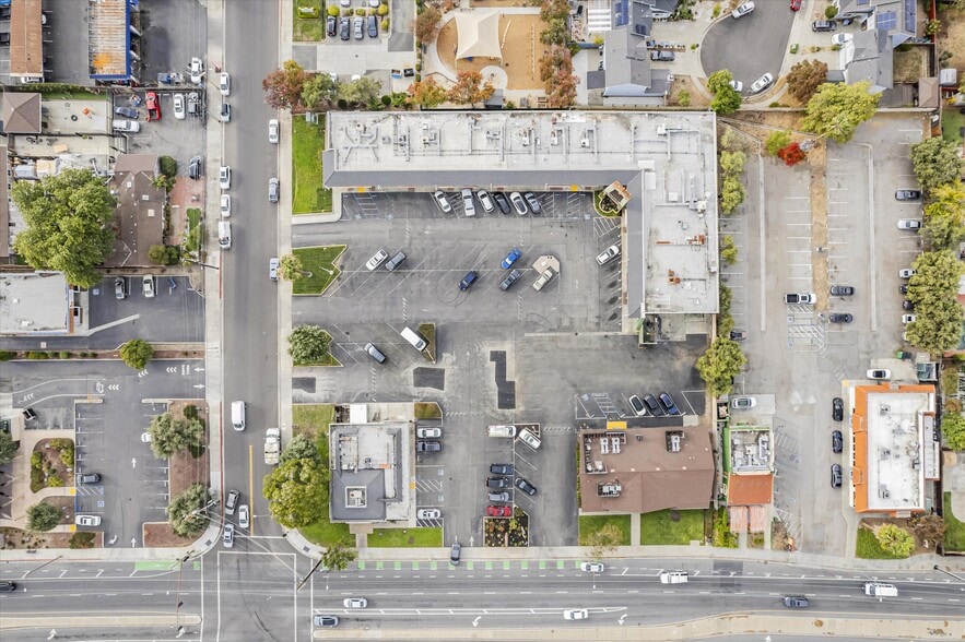 More Photos Of , San Jose General Retail For Sale