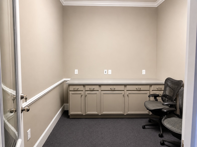 More Photos Of 17228 Lancaster Hwy, Charlotte Medical For Lease