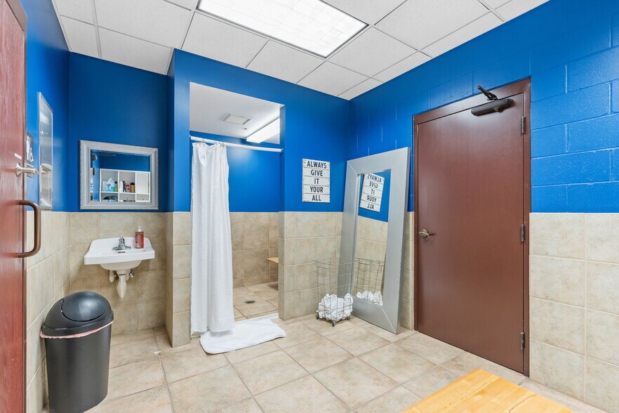 More Photos Of 2905 Lexington Ave S, Eagan Flex For Sale