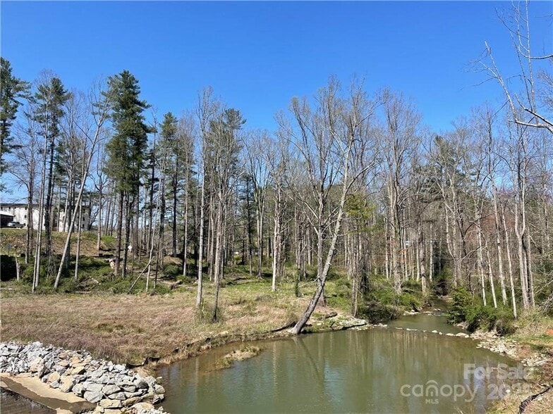 More Photos Of 422 N Lakeside Dr, Hendersonville Land For Sale