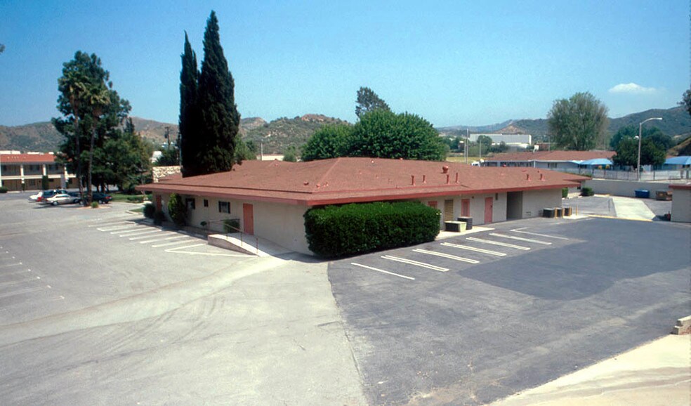 More Photos Of 21704 Golden Triangle Rd, Santa Clarita Medical For Lease