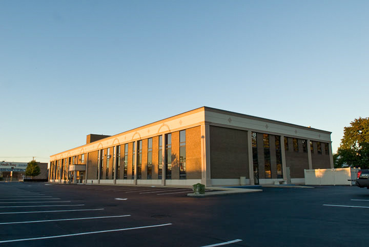 Primary Photo Of 500 W Main St, Babylon Medical For Lease