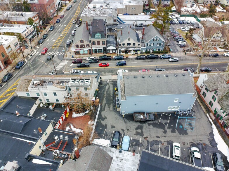 More Photos Of 96-100 South St, Oyster Bay Storefront Retail Residential For Lease