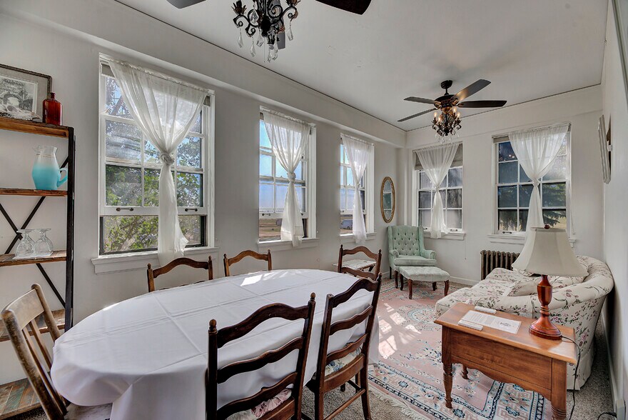 More Photos Of 2245 Head Ln, Helena Hotel For Sale