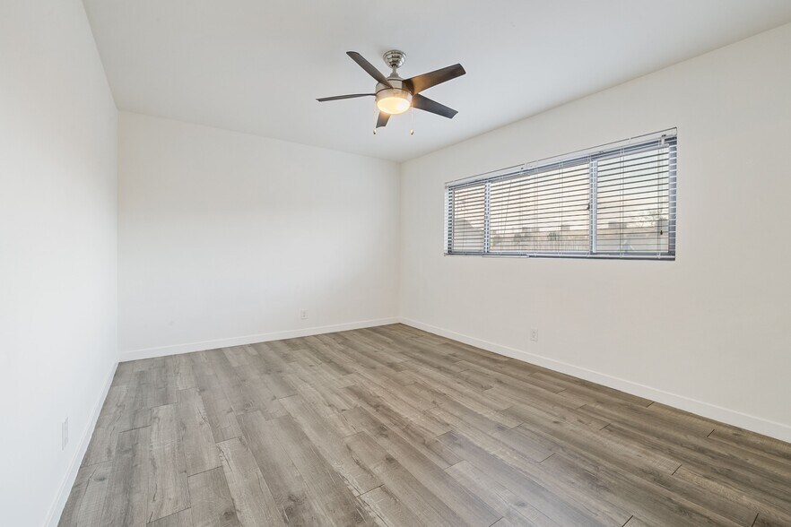 More Photos Of 1056 E 6th St, Long Beach Apartments For Sale