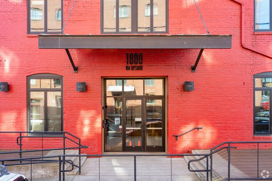 More Photos Of 1800 NW Upshur St, Portland Office For Lease