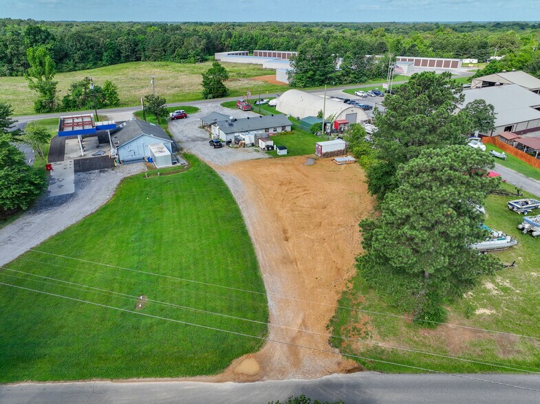 More Photos Of 15649 US-68, Benton Restaurant For Sale