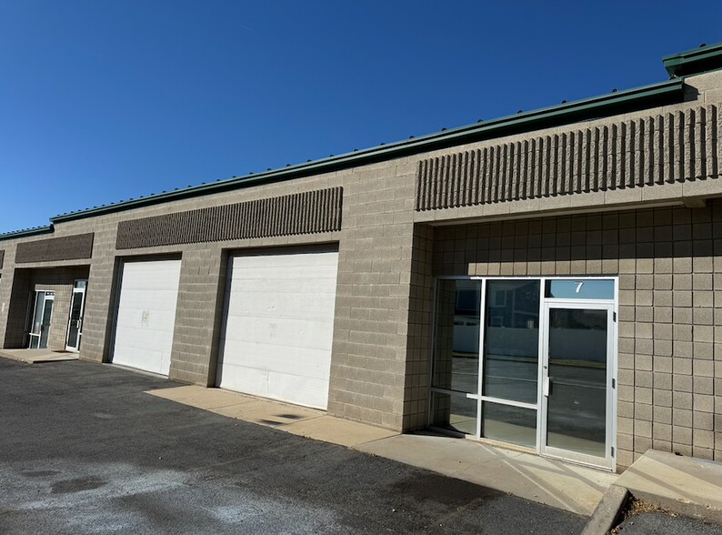 More Photos Of 440 W 200 N, Bountiful Warehouse For Lease