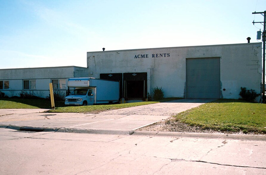 More Photos Of 19200 Cranwood Pky, Warrensville Heights Warehouse For Lease
