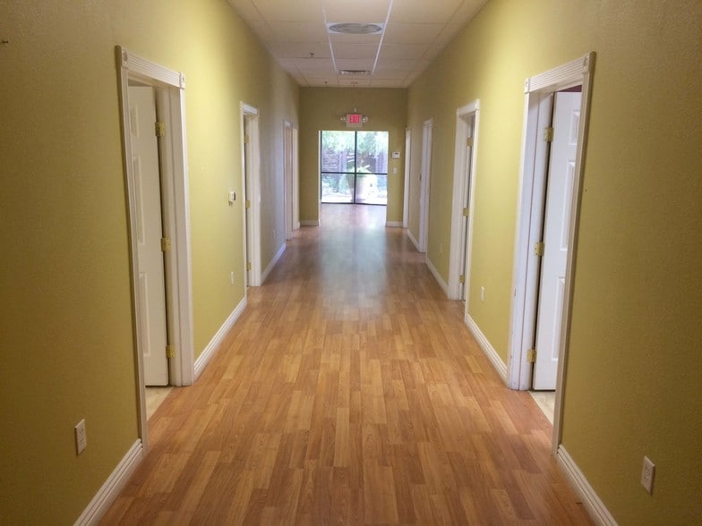 More Photos Of 4315 N Rancho Dr, Las Vegas Loft Creative Space For Lease