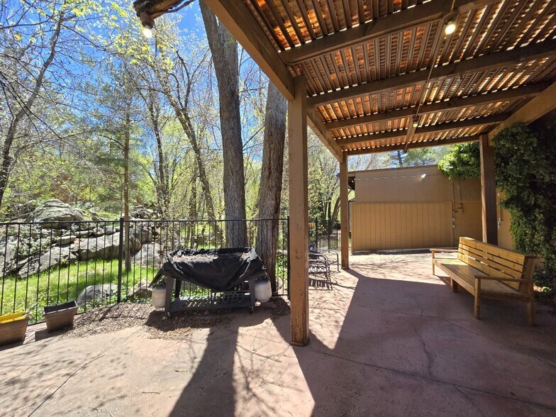 More Photos Of 195 Plaza Dr, Prescott Medical For Sale
