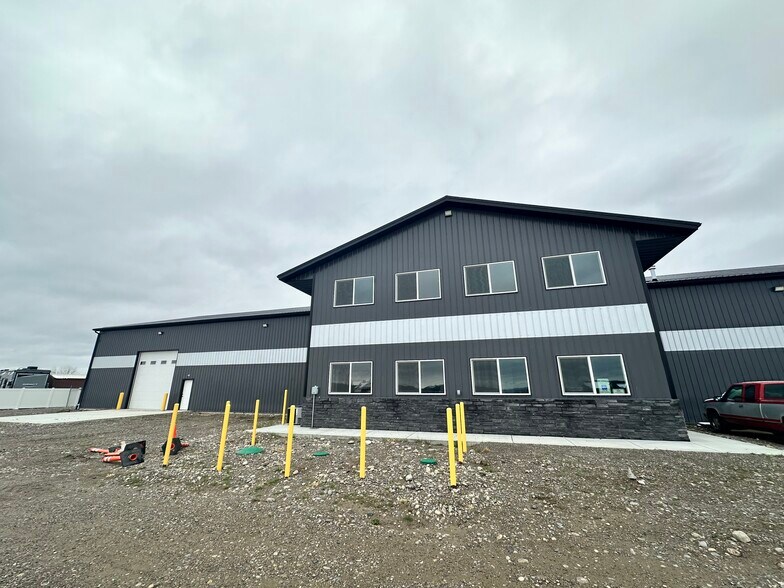 More Photos Of 5410 Knox Ave, Billings Warehouse For Lease