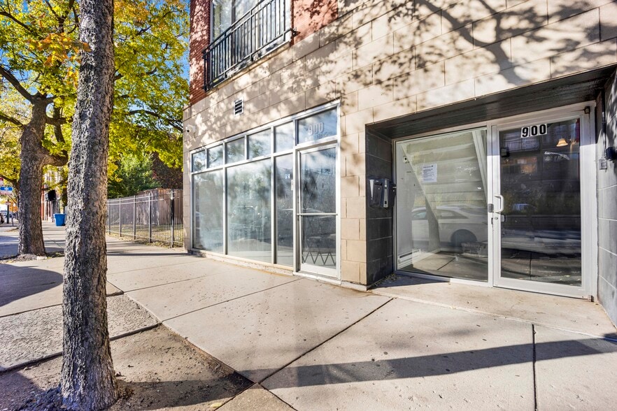 More Photos Of 900 S Western Ave, Chicago Apartments For Lease