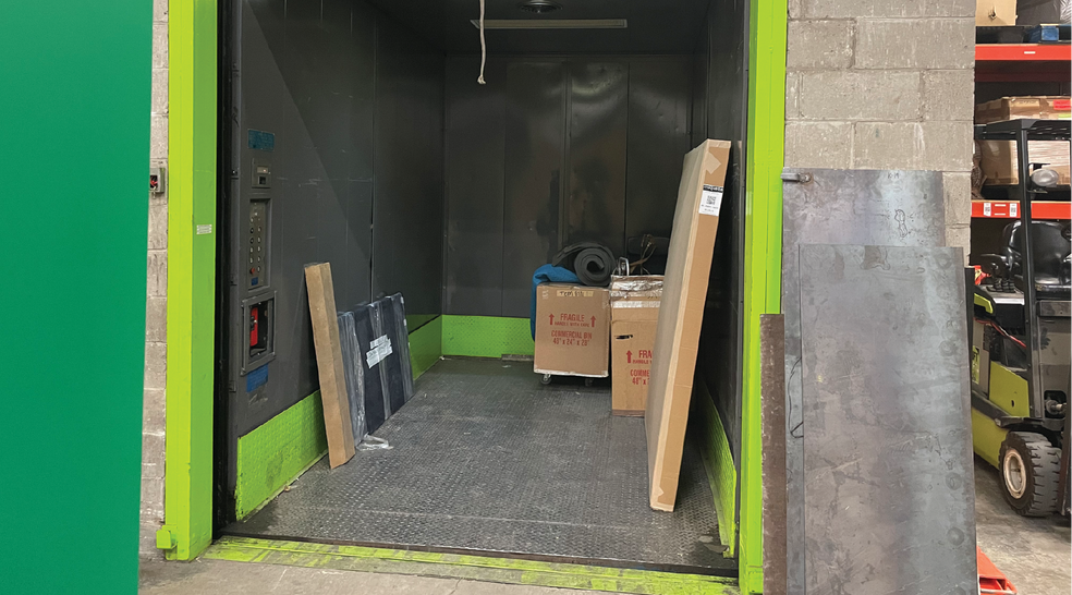 More Photos Of 3030 Hunters Point Ave, Long Island City Industrial For Lease