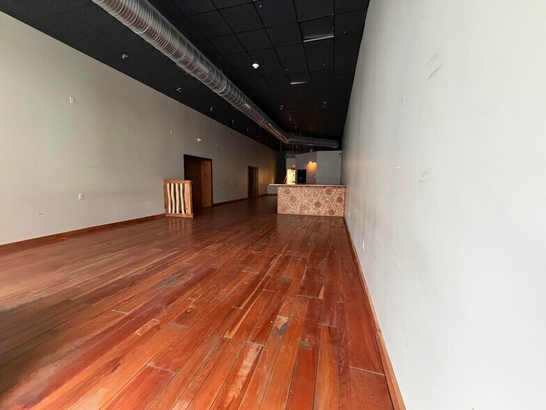More Photos Of 103 N Fraley St, Kane Restaurant For Sale