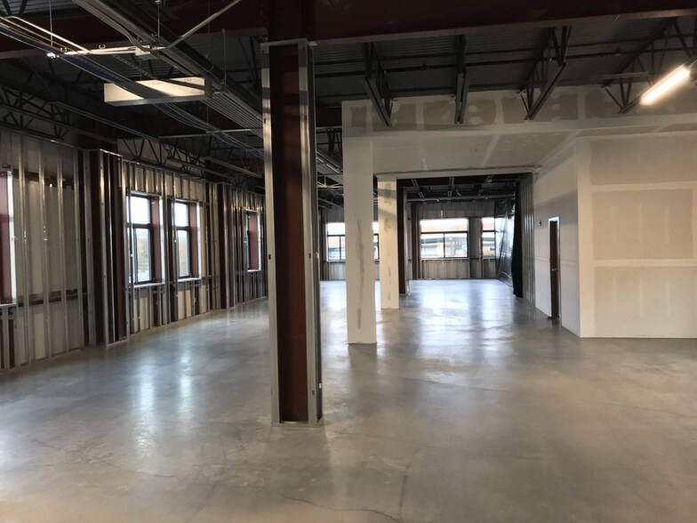 More Photos Of 3450 Berkmar Dr, Charlottesville Office For Lease