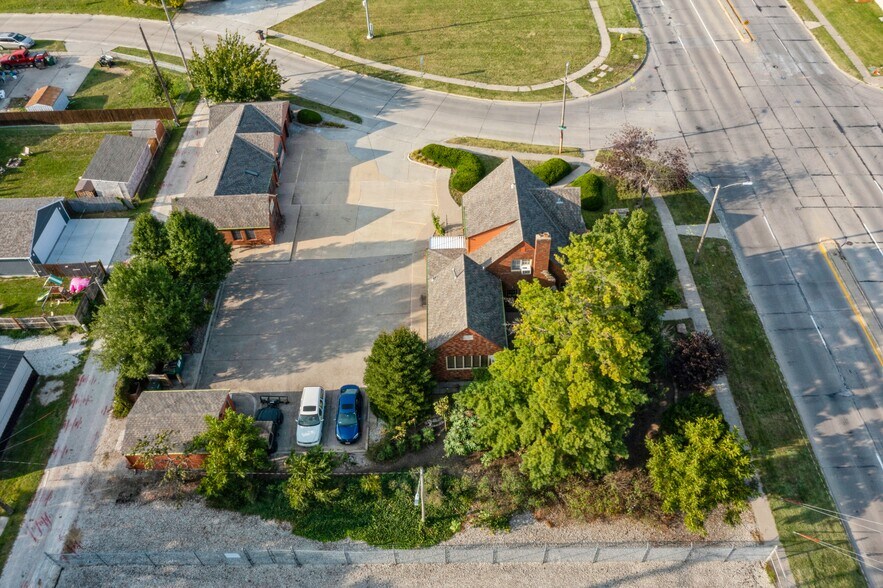 More Photos Of 324 1st St, Des Moines General Retail For Sale