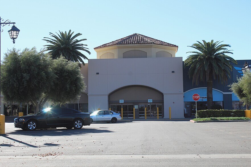 More Photos Of 869 W Florida Ave, Hemet Unknown For Lease